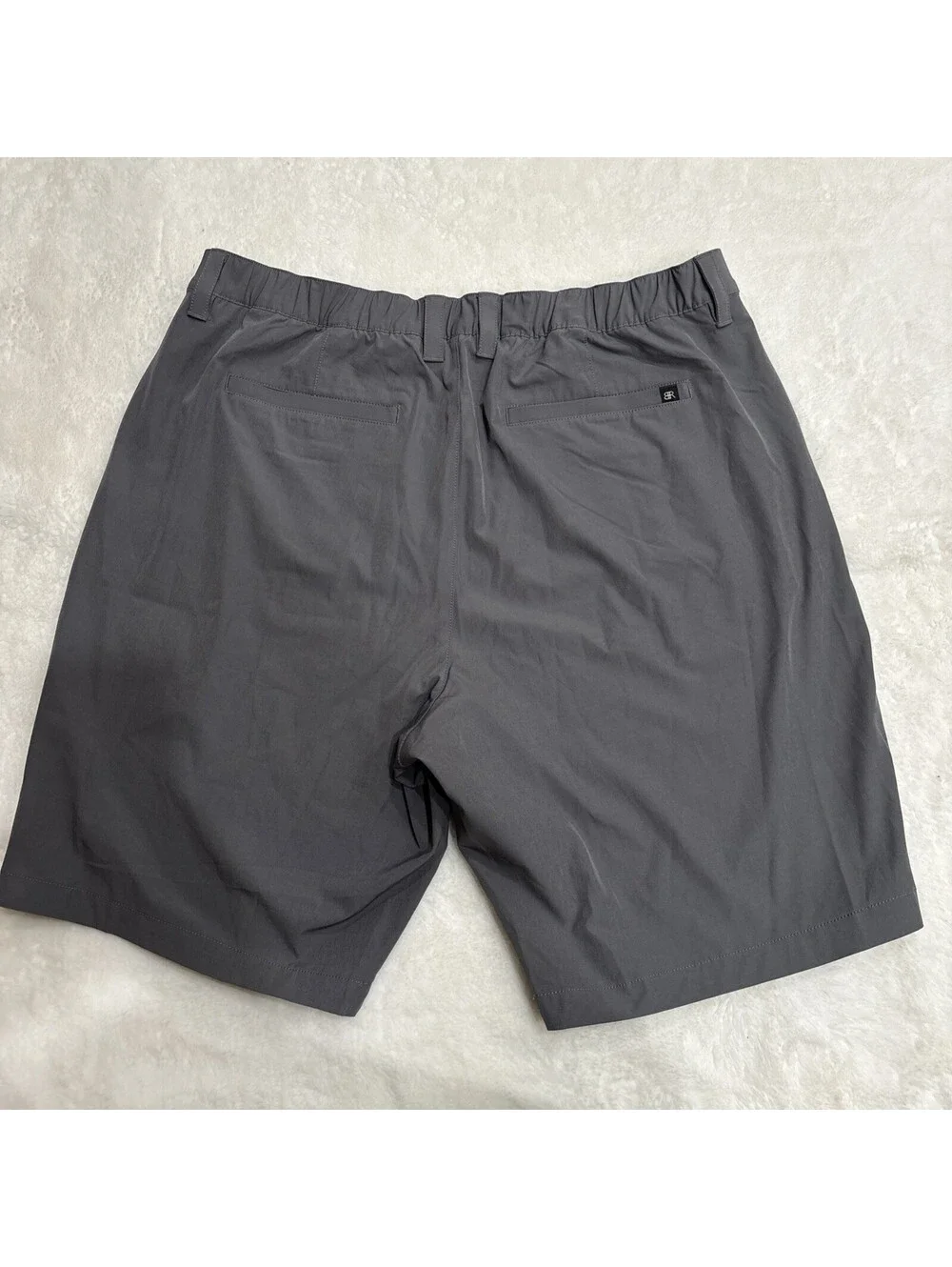 Banana Republic Men's Tech Hybrid Shorts Gray Elastic Waist Size 38 Textured